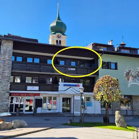 Harrie By Miha Westendorf